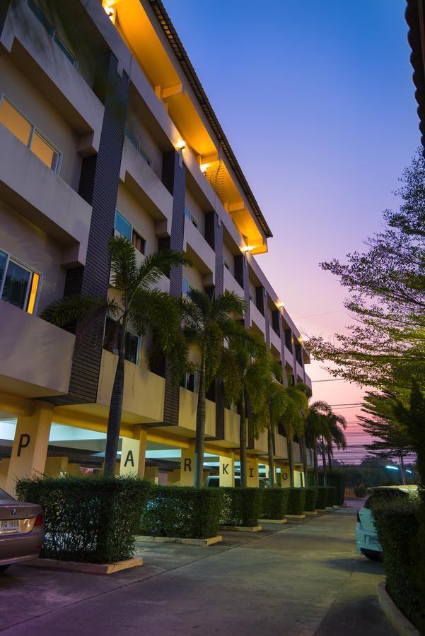 Hotel The Square Rayong Exterior foto